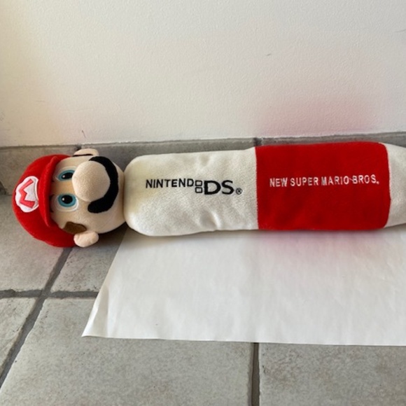 Mario Nintendo DS Stylus Plushie - Picture 2 of 6